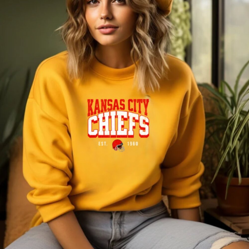 Kansas City Chiefs Sweatshirt  (Gold/New)